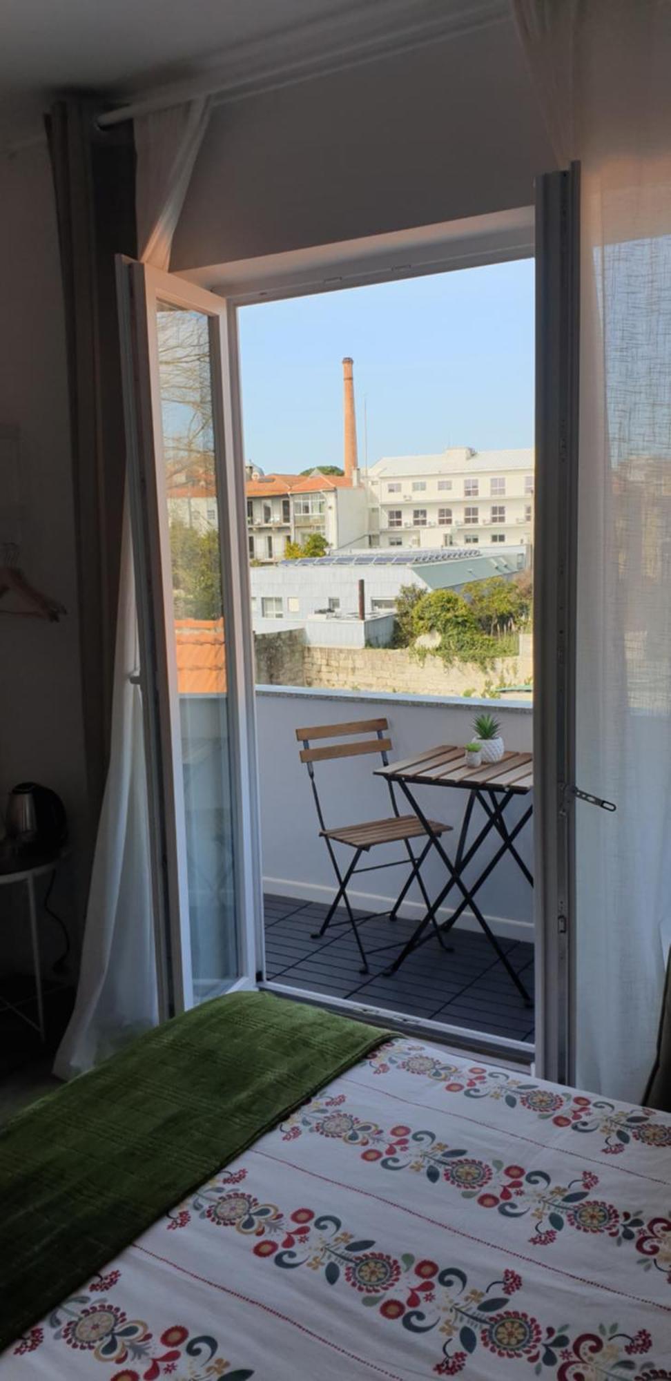 100 Contos Bed and Breakfast OOporto Rum bild